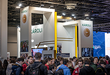 Károli stand